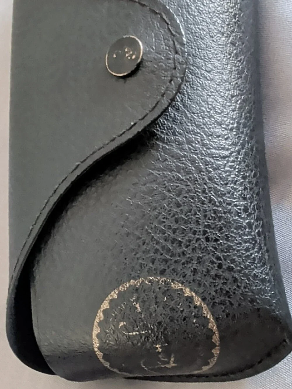 Ray-Ban Black and Gold Sunglasses with Case And Lens Cloth